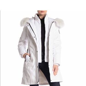 Madison Women's White Fur-Trimmed Ski Jacket